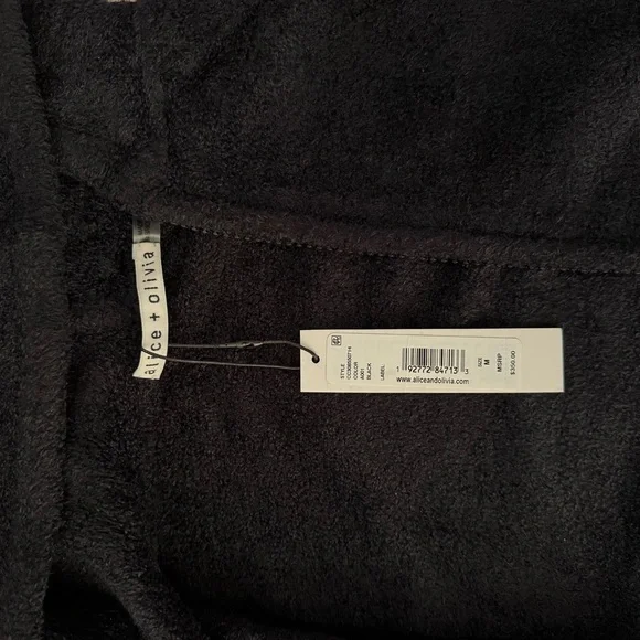 Black extra soft and warm zip up sweater, brand new never worn. original tag. - Picture 3 of 4